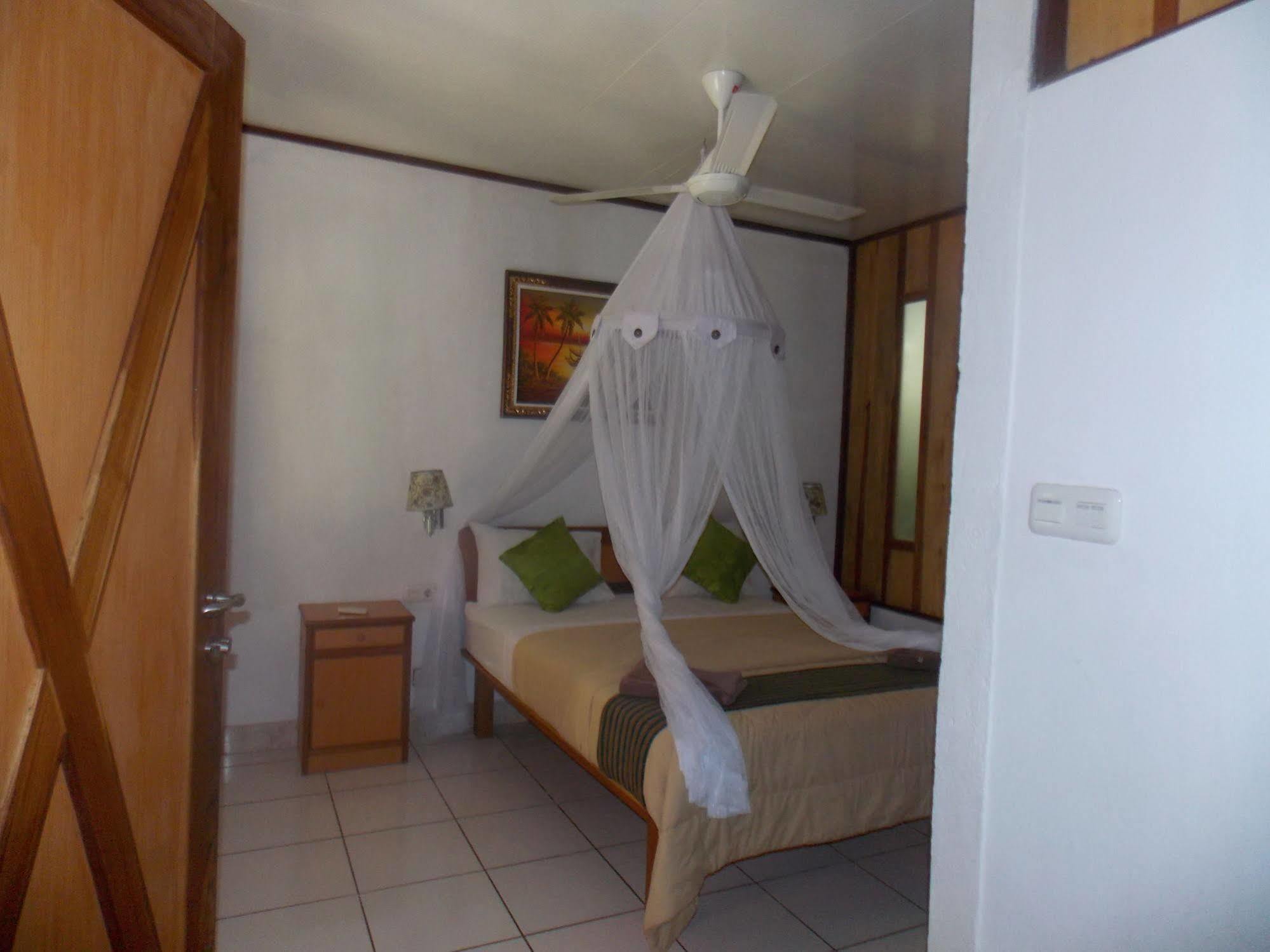Komodo Lodge Labuan Bajo Esterno foto